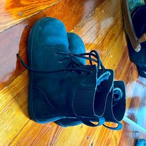 Shapen “Urbaneer” winter boots size 39